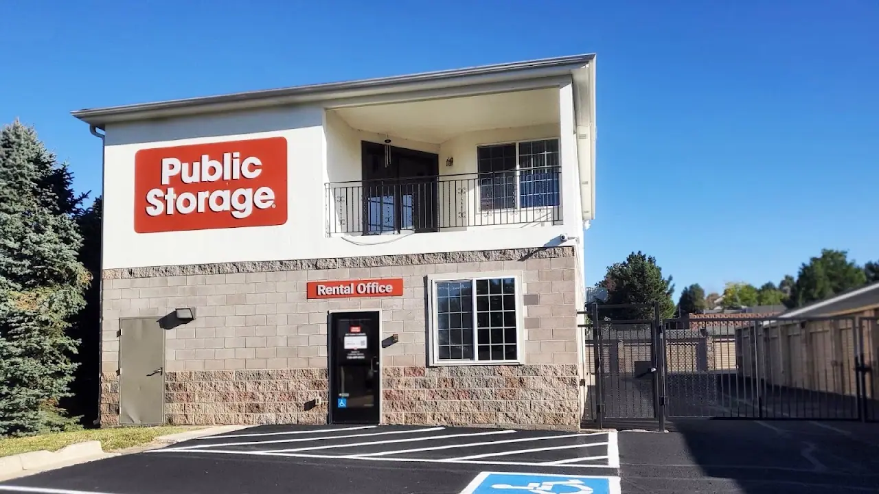 Public Storage, RV storage in Aurora
