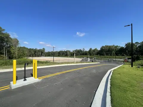 LakePoint Storage (24-Hour Controlled Gate Access) photo 3