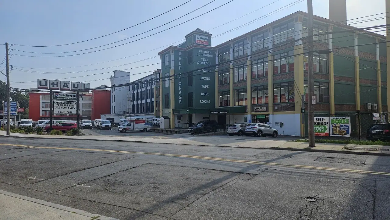 Self-Storage at U-Haul, RV storage in Yonkers