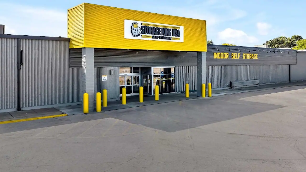 Storage King USA, RV storage in South Bend