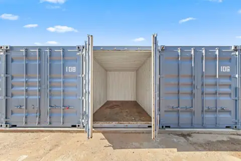 SteelSafe Self Storage Mt. Wolf photo 2