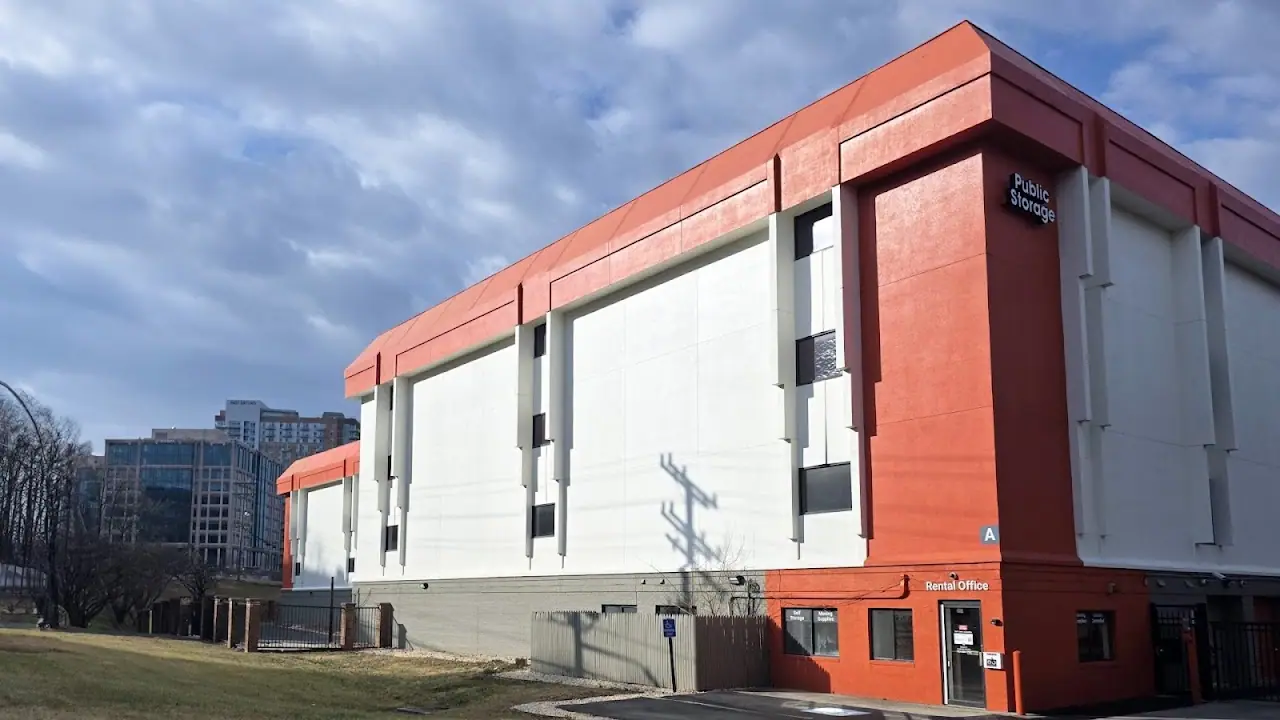 Public Storage, RV storage in McLean