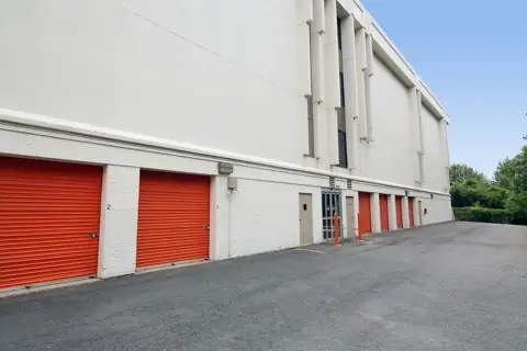 Public Storage photo 2