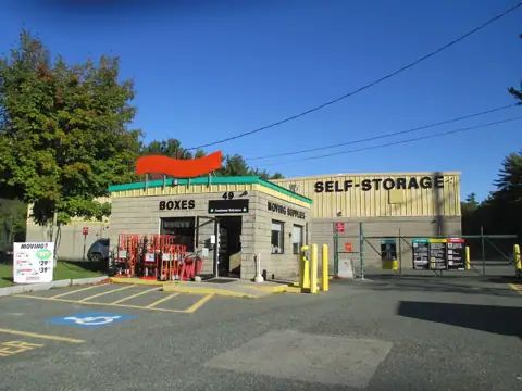 U-Haul Moving & Storage of North Hanover in Hanover, MA