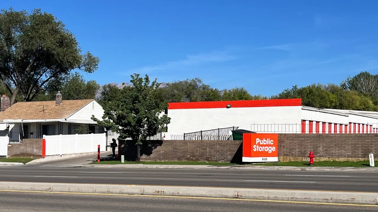 Public Storage, RV storage in Sandy