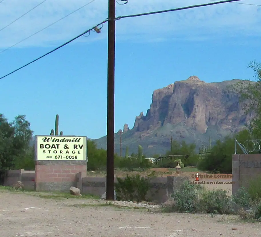 Windmill Boat & RV Storage, RV storage in Apache Junction