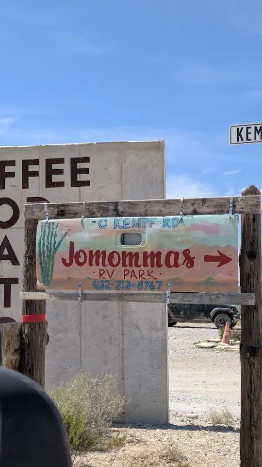 JoMommas RV Park, RV storage in Terlingua