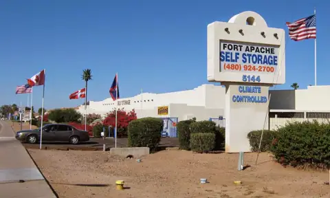 Arizona Storage Inns - Fort Apache photo 2