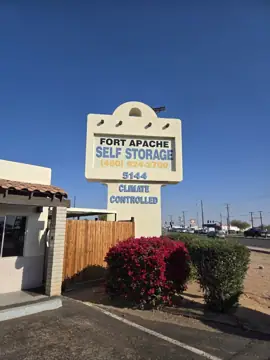 Arizona Storage Inns - Fort Apache photo 3