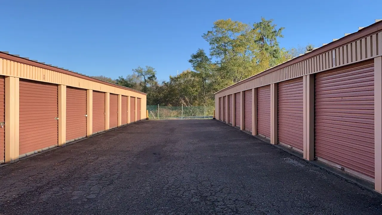 Secondary Storage of Bethel Park, RV storage in Bethel Park