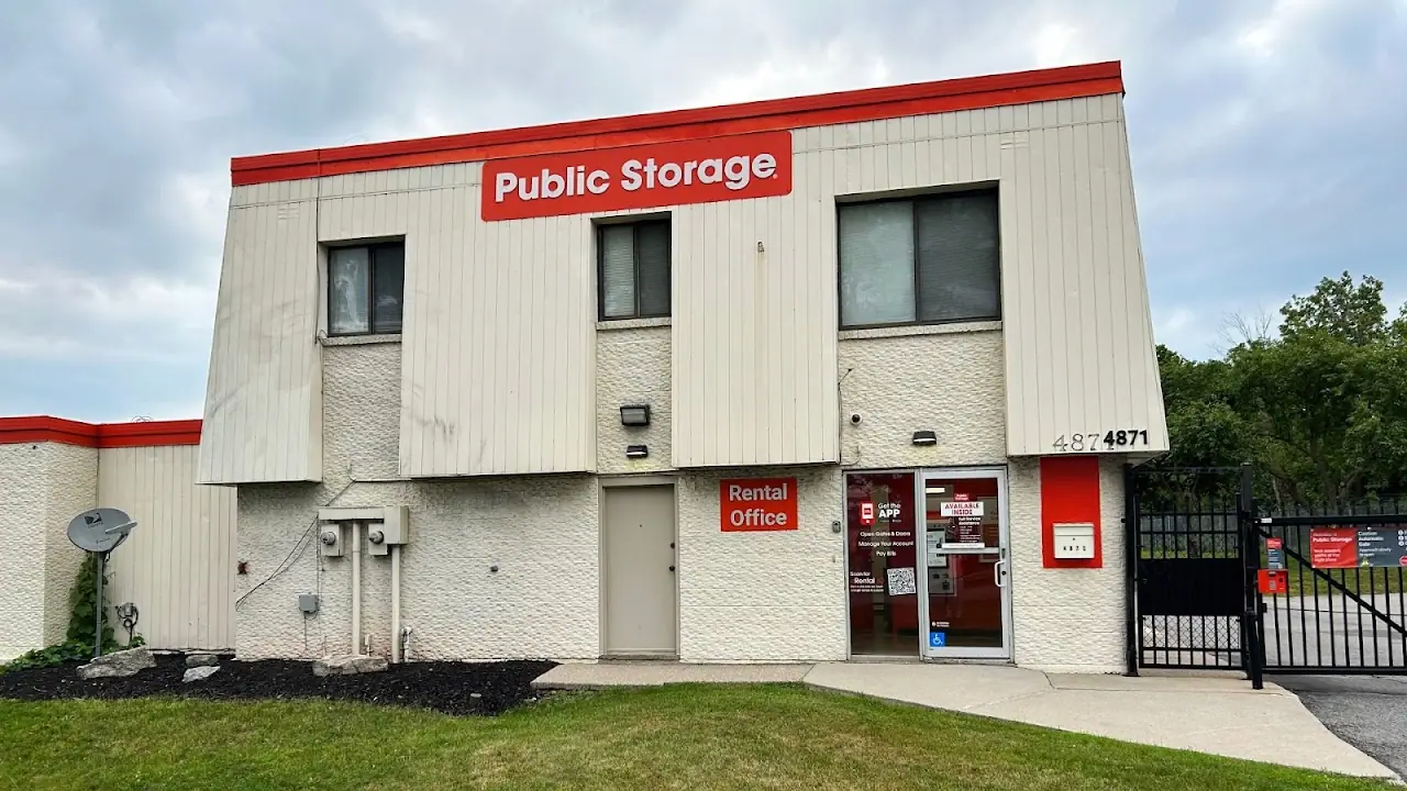 Public Storage, RV storage in Williamsville