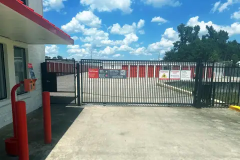 Public Storage photo 2