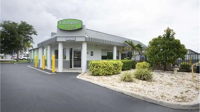 Extra Space Storage, RV storage in Sarasota
