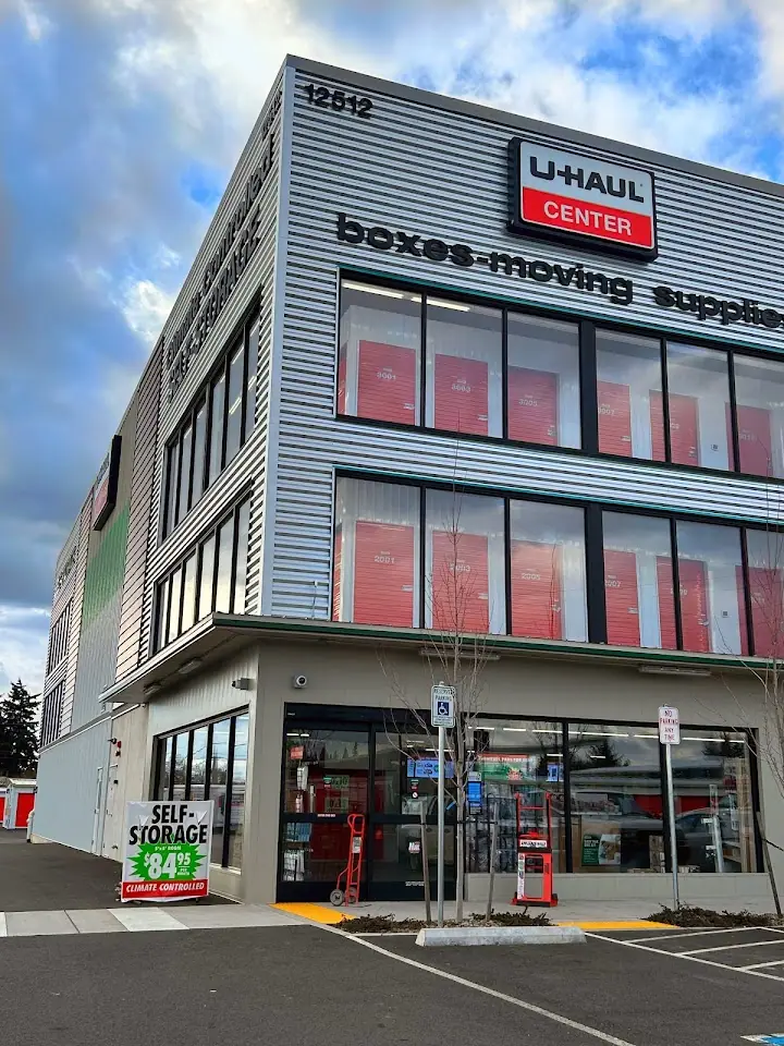 Self-Storage at U-Haul, RV storage in Vancouver