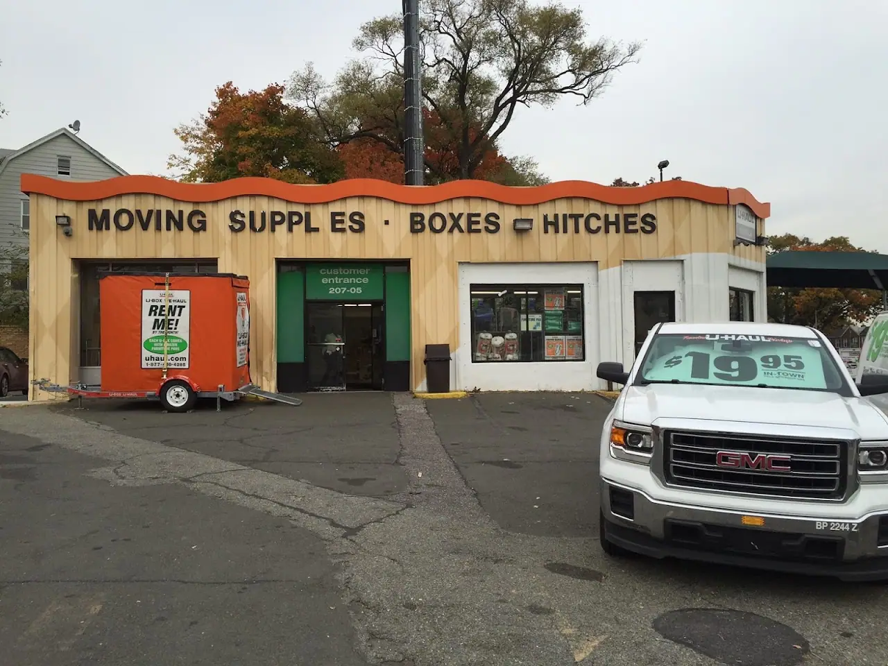 Self-Storage at U-Haul, RV storage in Cambria Heights
