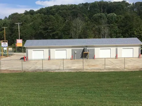 Papaw Elvin's Cozy Storage photo 2