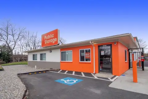 Public Storage photo 2