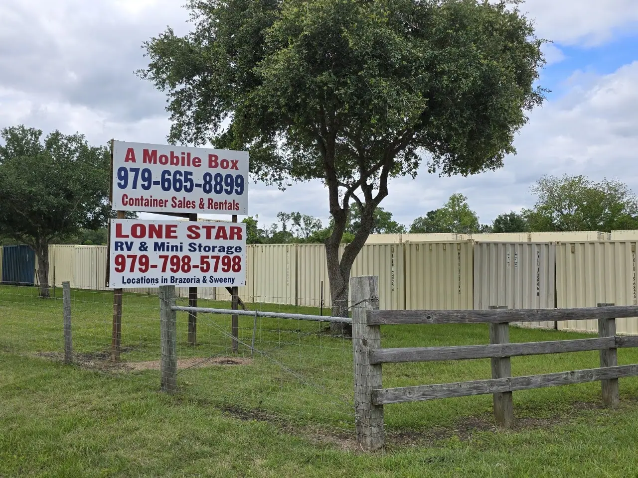 Lone Star RV & Mini Storage, RV storage in Sweeny