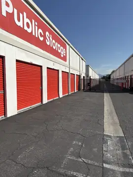 Public Storage photo 2