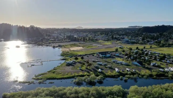 Osprey Point RV Resort & Marina, RV storage in Lakeside