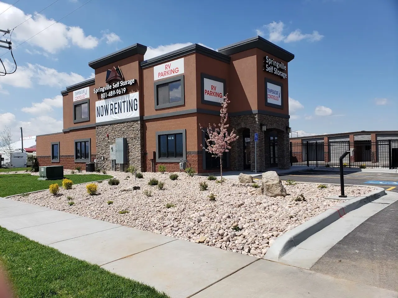Springville Self Storage West, RV storage in Springville