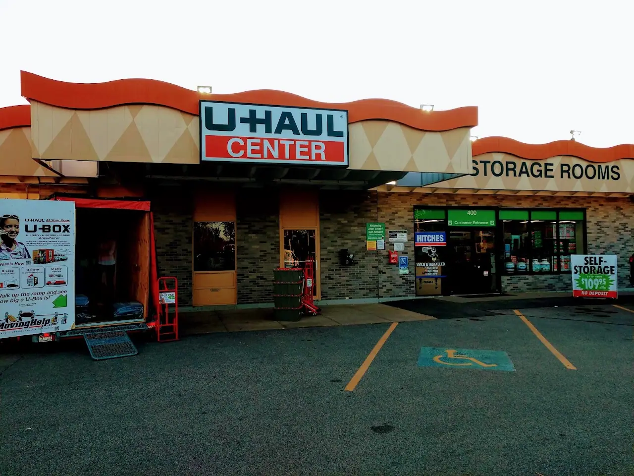 Self-Storage at U-Haul, RV storage in Portsmouth