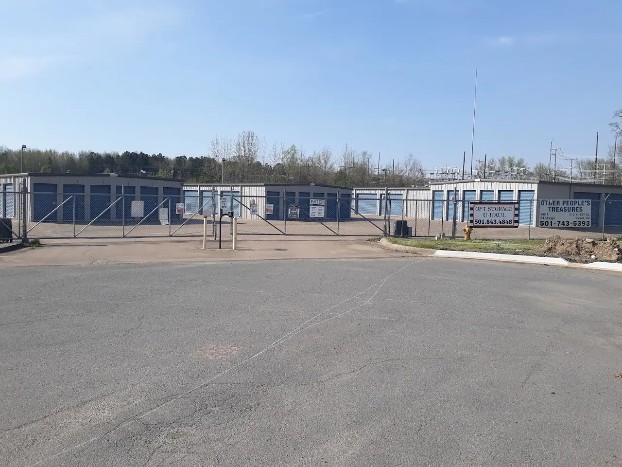 OPT Storage & Uhaul, RV storage in Cabot