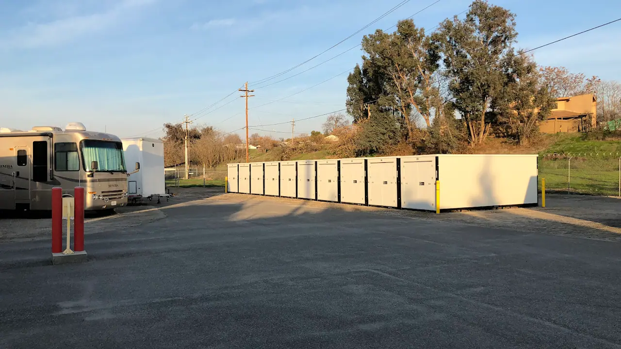 Millerton mini Storage Friant, RV storage in Friant
