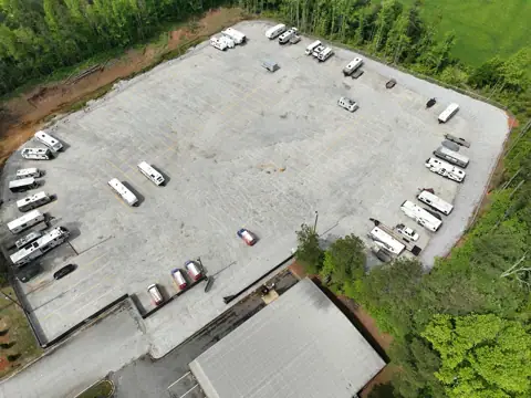 Highway 61 Parking photo 2