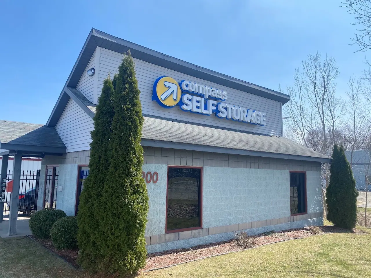 Compass Self Storage, RV storage in East Lansing
