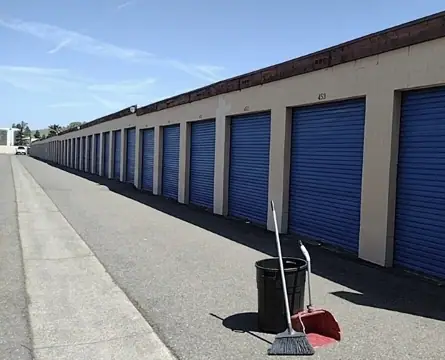 Waldo Rose Storage photo 3