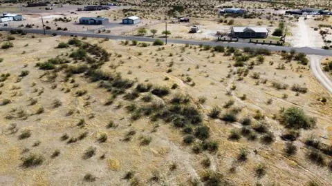Stonebluff Rd RV & Boat Storage in Maricopa, AZ