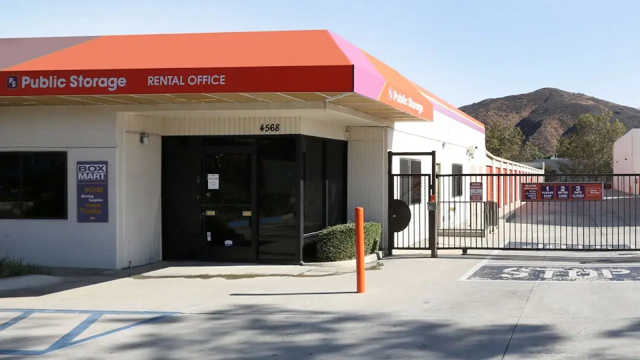 Public Storage, RV storage in Simi Valley
