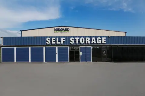 Midgard Self Storage in Springfield, TN
