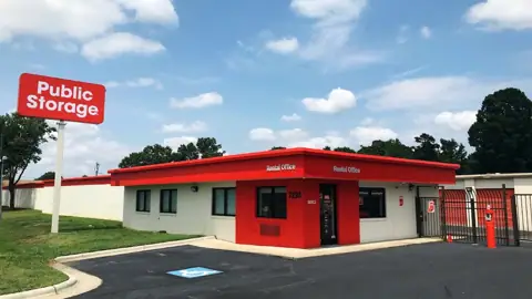 Public Storage in Charlotte, NC