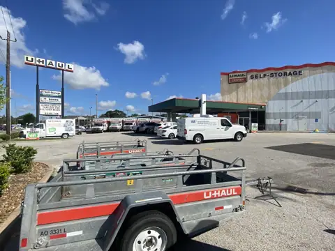 Self-Storage at U-Haul in Houston, TX