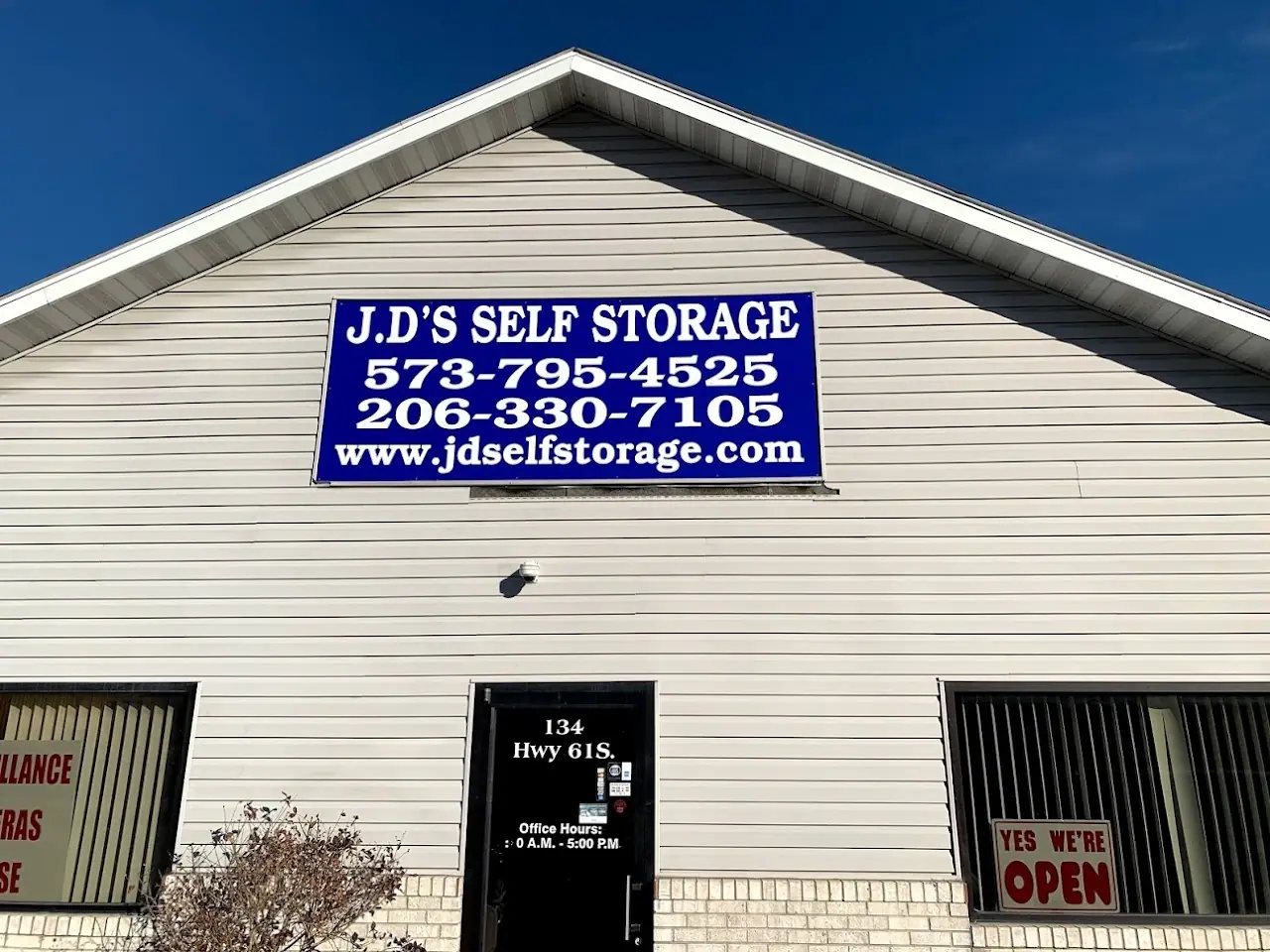 J.D's Self Storage-HWY 61, RV storage in Hannibal