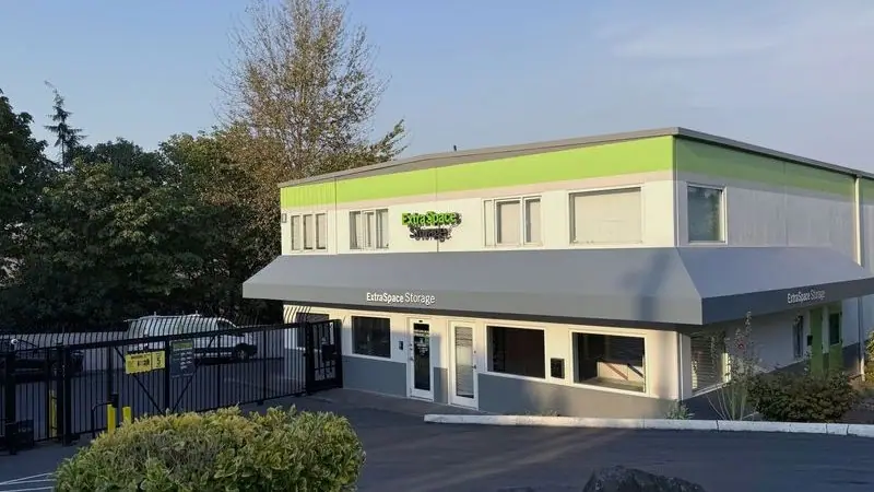 Extra Space Storage, RV storage in Seattle