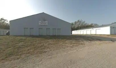B & T Self Storage, RV storage in Manhattan