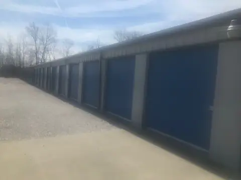 alternate 41 moving & storage photo 2