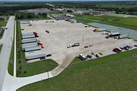 Century Truck Parking photo 2