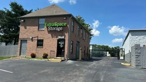 Extra Space Storage photo 2
