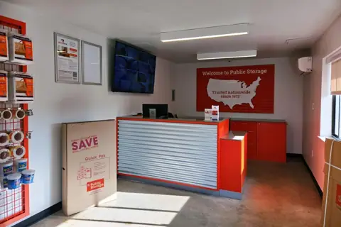 Public Storage photo 2