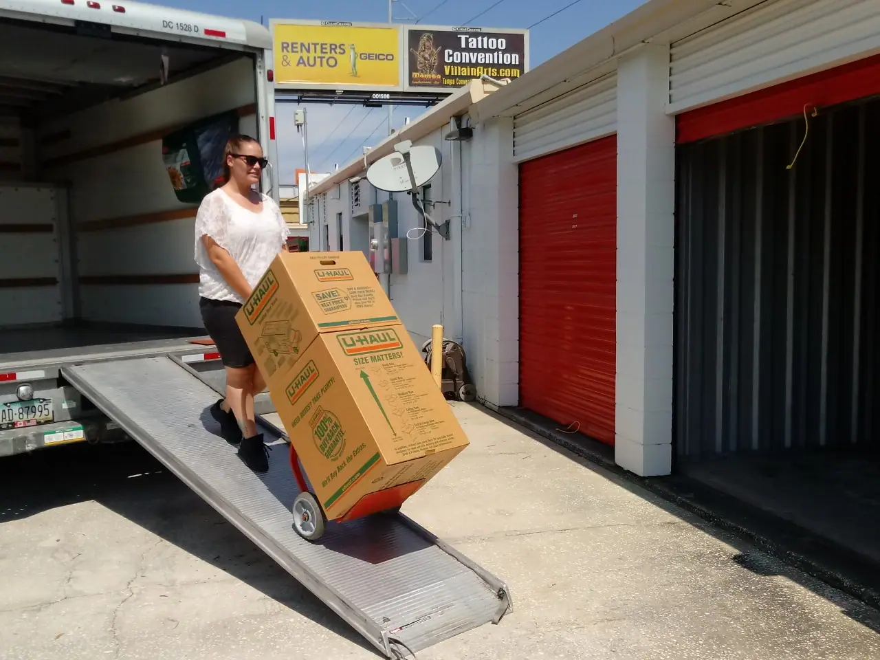 Self-Storage at U-Haul, RV storage in Largo