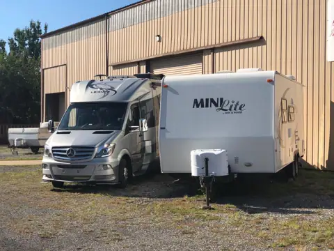 All Seasons Storage Center photo 2