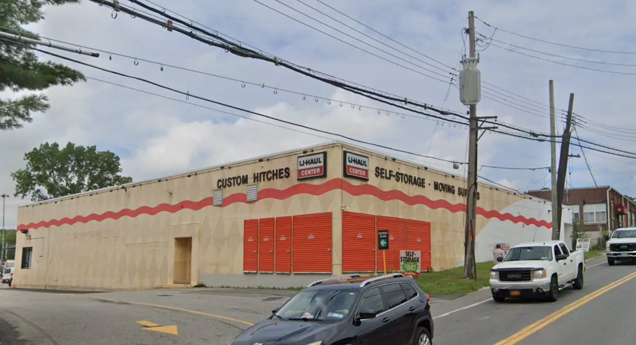 Self-Storage at U-Haul, RV storage in White Plains
