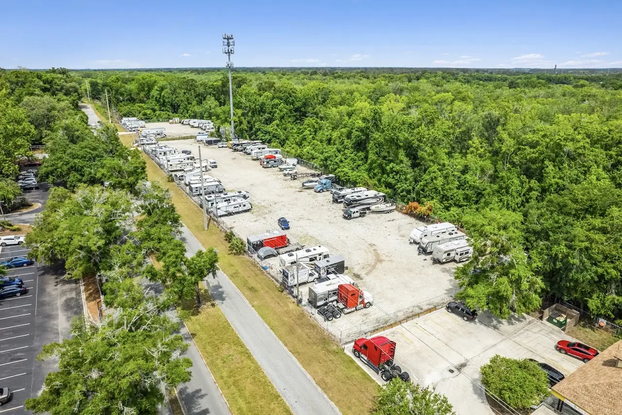 Oasis Boat and RV Storage, RV storage in Orange Park