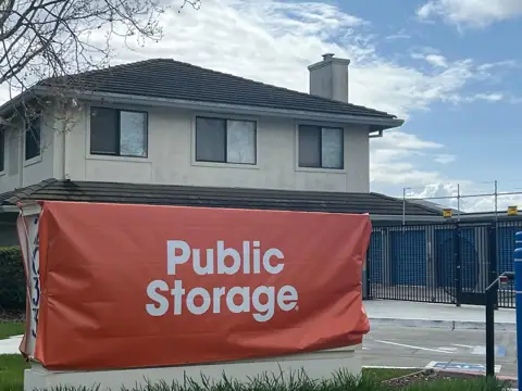 Public Storage photo 2