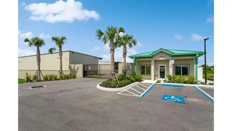 Honey Bee RV Storage in Sarasota, FL