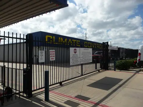 AmeriStor Self Storage photo 2